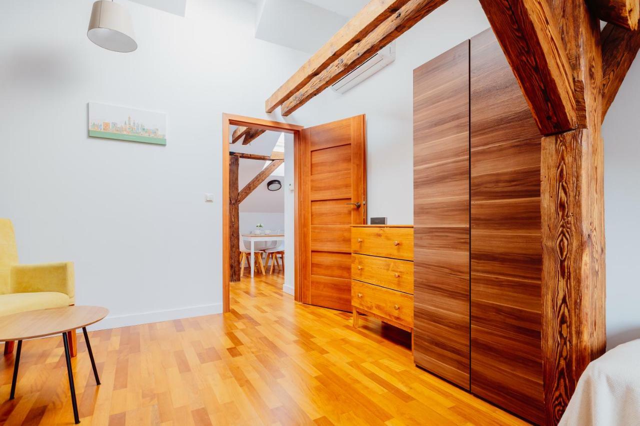 Atticus Apartments Cracóvia Exterior foto